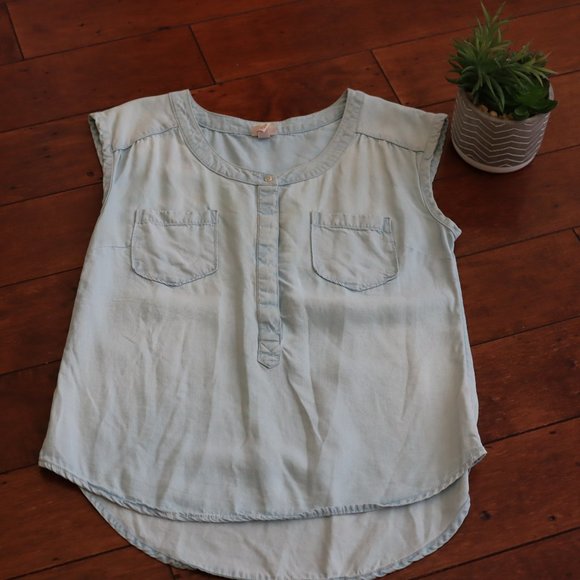 Merona Tops - Merona Chambray Blue Denim Henley Top M